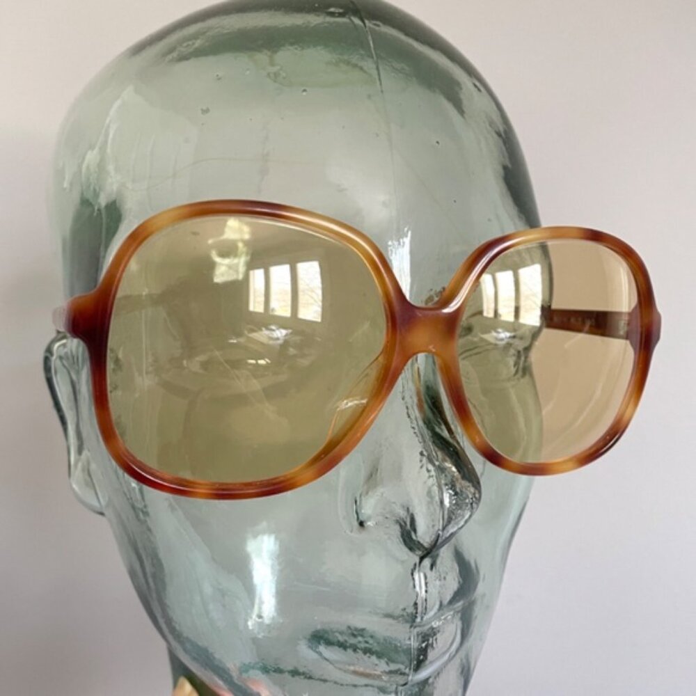 Vintage Liz Claiborne Brown Square Oversized Sunglasses - LARGE! - Picture 8 of 9